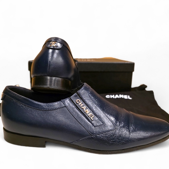 CHANEL Mocassins Loafers Navy Blue Womens 38.5 Full Set - Picture 1 of 1